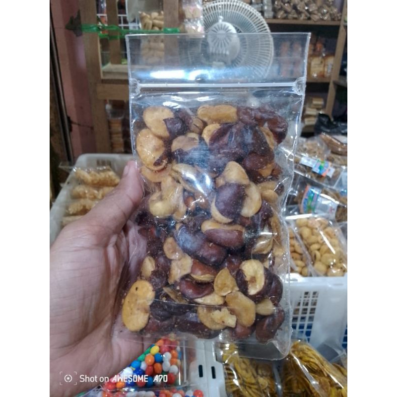 

kacang koro kulit