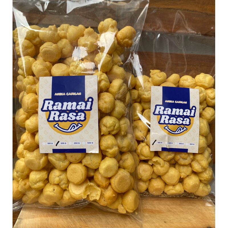 

RR-SUS KERING ASIN GURIH ORI/KUE SUS KERING ASIN GURIH/OLEH-OLEH MALANG/JAJANAN LEBARAN/JAJANAN NATAL