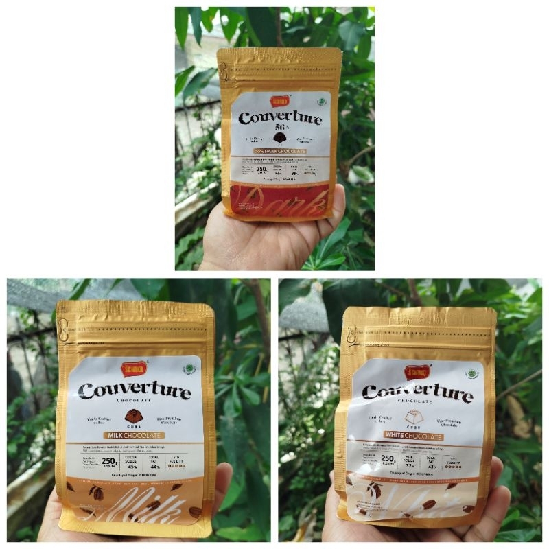 

SCHOKO Couverture Cube (Coklat Kovertur Bentuk Dadu Variasi Rasa) Kemasan 250gram