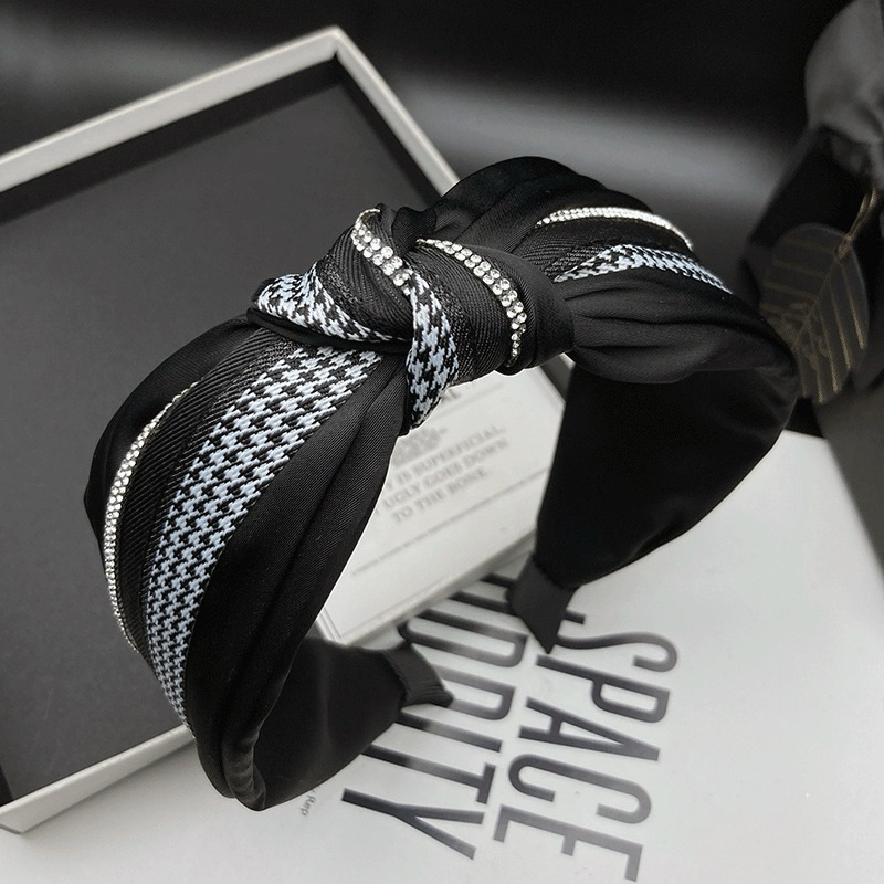 LIA Bando Korea Elegan / Bando Motif kotak-kotak / Bando Mewah / Premium Korean Headband