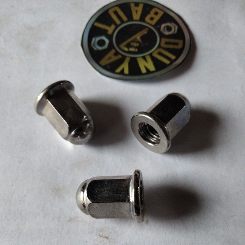 1044- mur topi m7 chrome tinggi/ baut 11 kunci 10 / mur knalpot vario, GL, tiger, mega pro, mur head