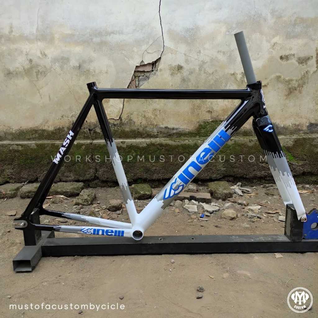 Mustofa Custom / Handmade Frameonly Cinelli Mash