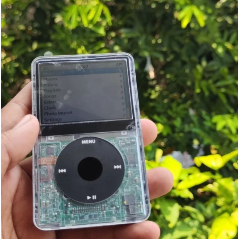 iPod classic 5th 30gb Transparan