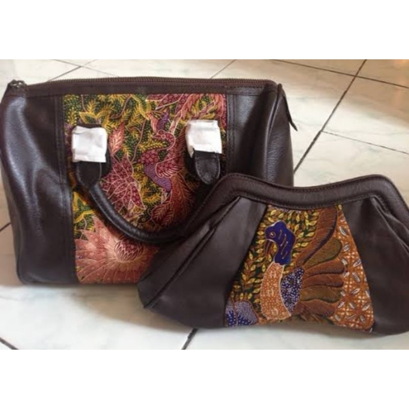 Tas & clutch batik chic oriflame