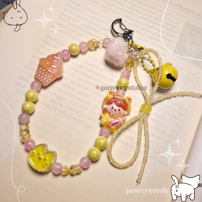 Bag Charm / KeyChain / Phome Charm Luxury Custom - Bead Paw