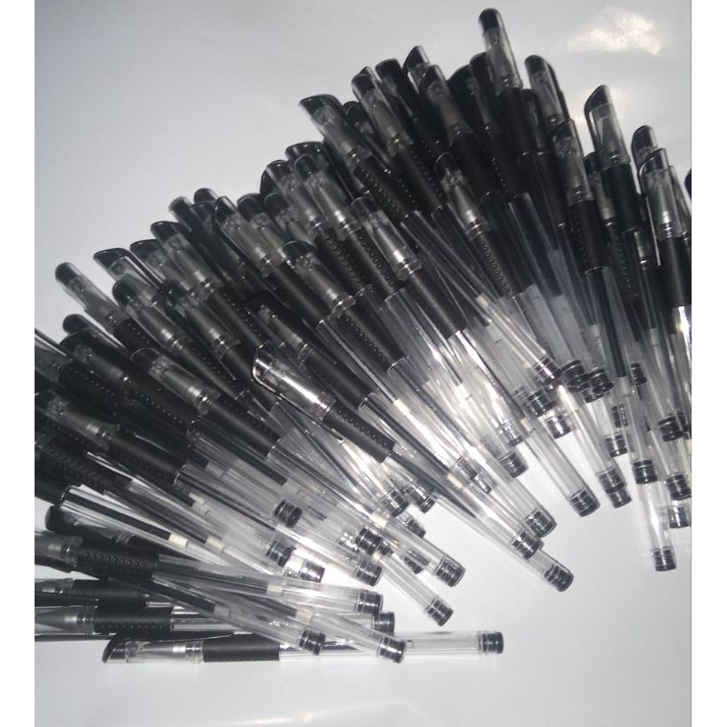 

Pulpen gel hitam