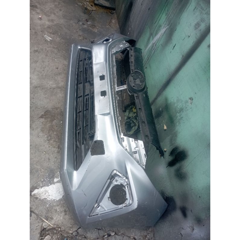 Bumper depan sigra orginal
