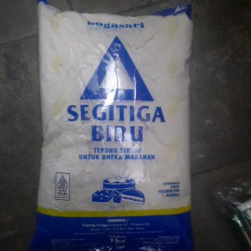 

TEPUNG SEGITIGA BIRU 1KG