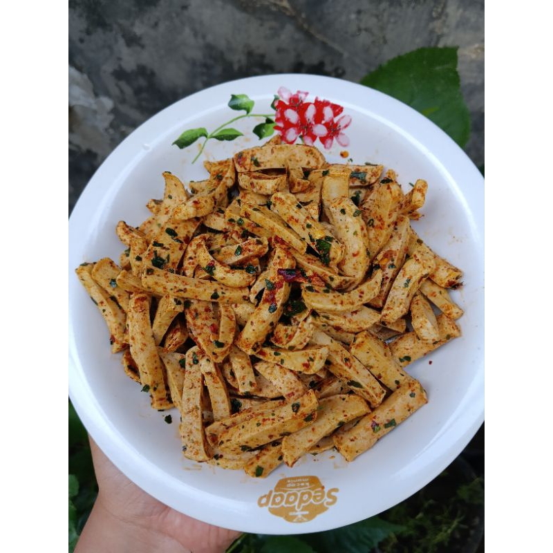 

Cemilan basreng stik pedas daun jeruk pouch ummami snack