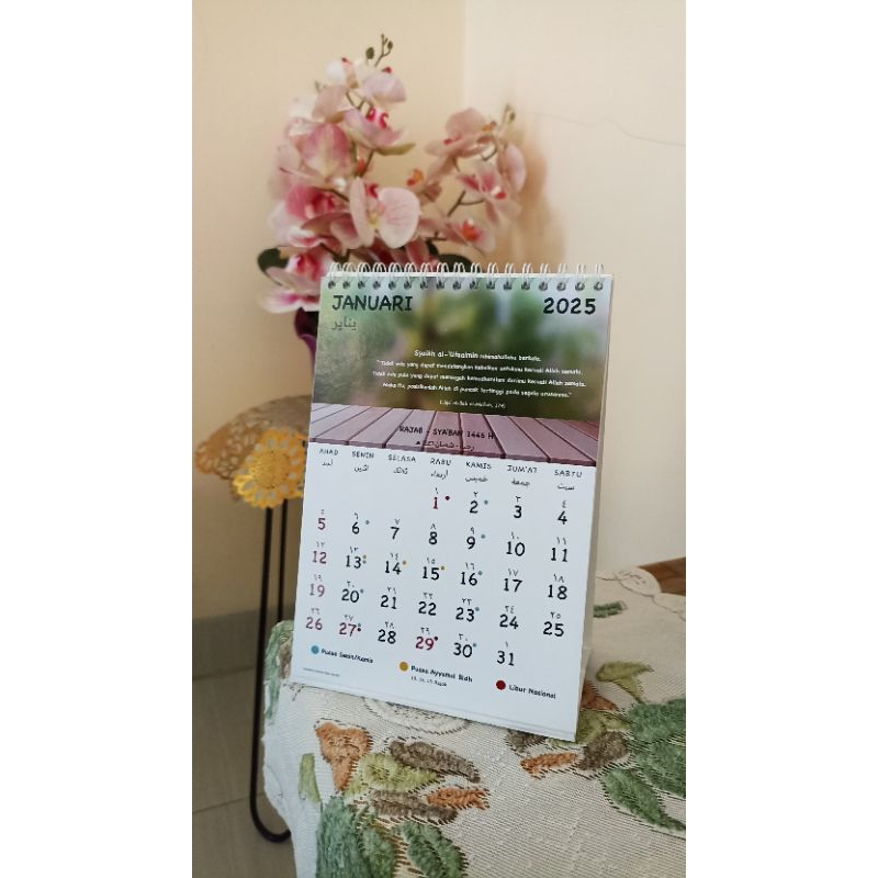 

KALENDER MEJA 2025 (UKURAN A5)