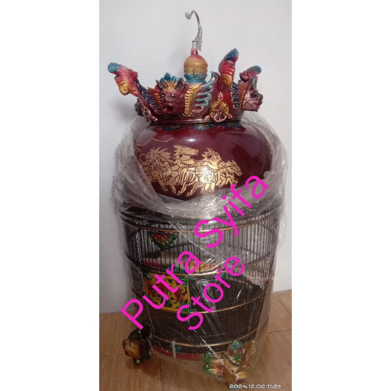 Sangkar Perkutut Barong Fiber Mahkota Kereta Kaki - Kaki Barong