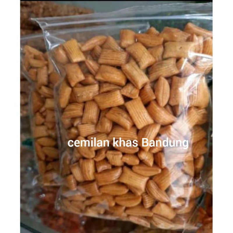 

snack pang pang/kue pang pang 1kg cemilan renyah manis gurih mantap cemilan murah promo