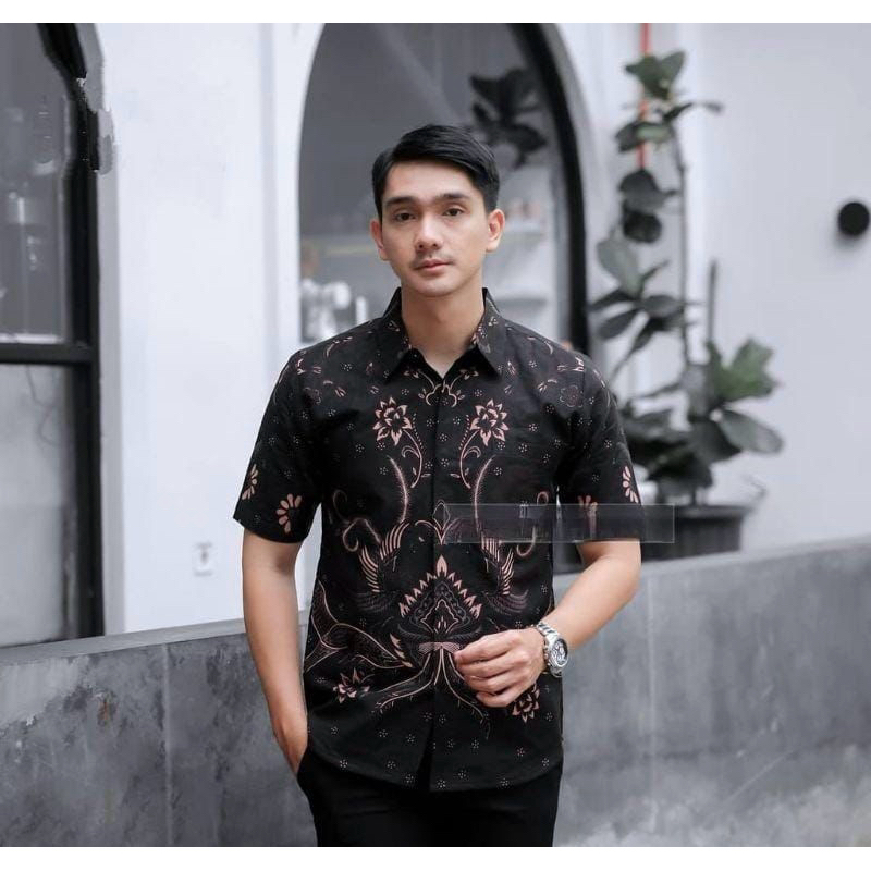 LASKALA Kemeja Batik Pria Slim fit Lengan Pendek Lapis Puring