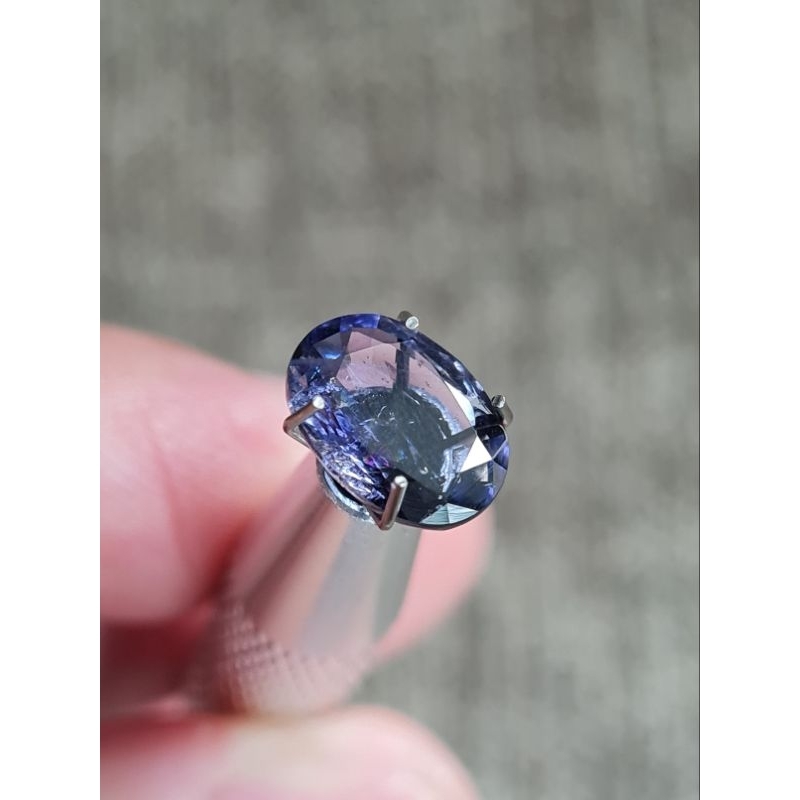144. Baru Permata Natural IOLITE Violetish Blue plus memo
