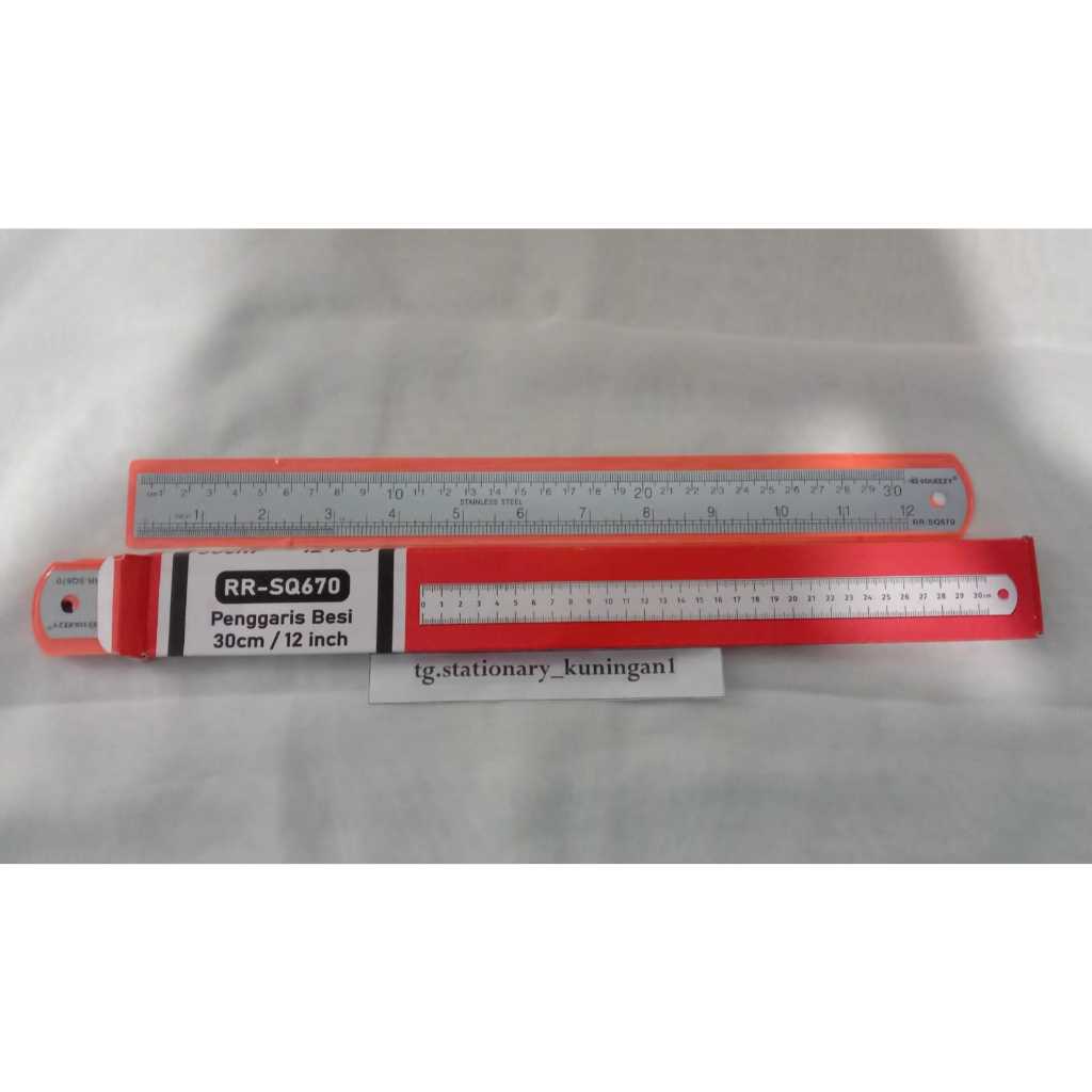 

Penggaris Besi Squeezy 30cm - SQ670