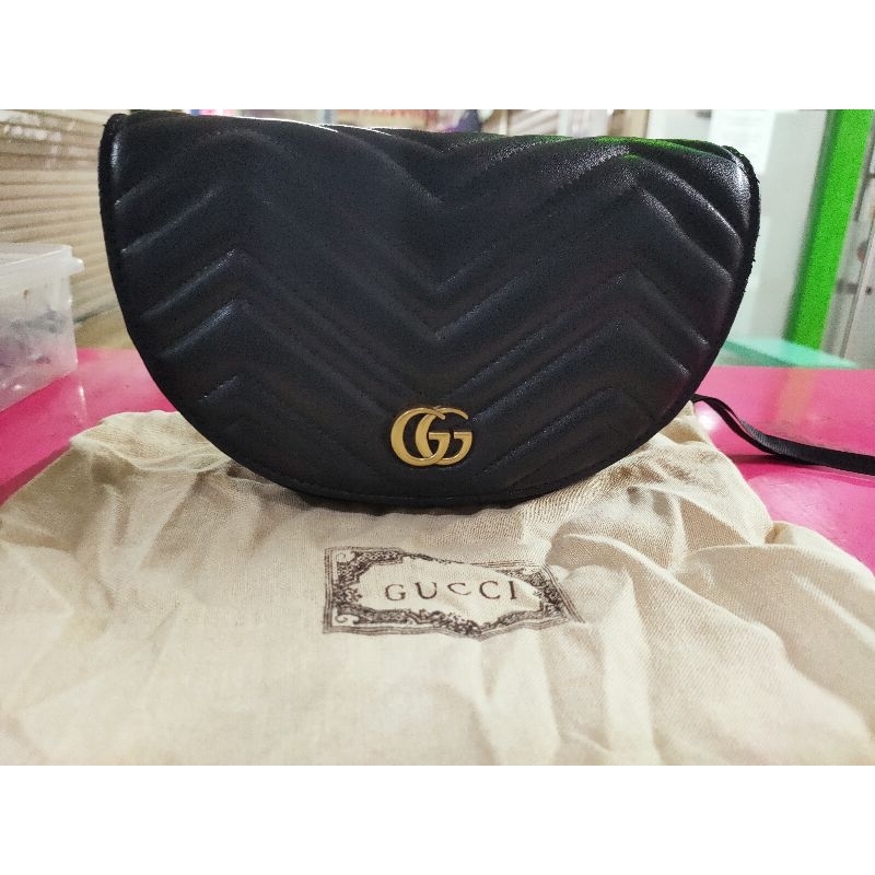 tas selempang gucci