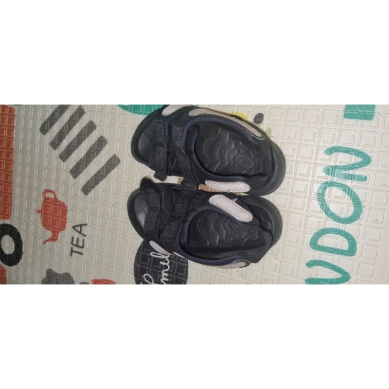 Preloved Sandal Nike Anak