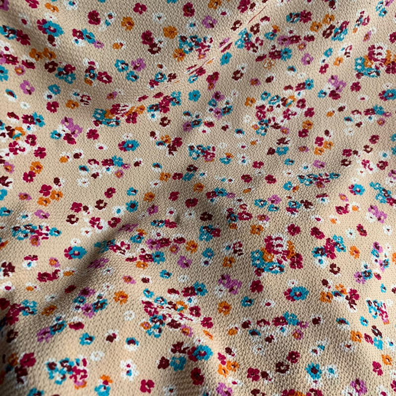 kain buble crepe motif - kain buble crinkle motif bunga kecil - kain buble motif bunga kecil