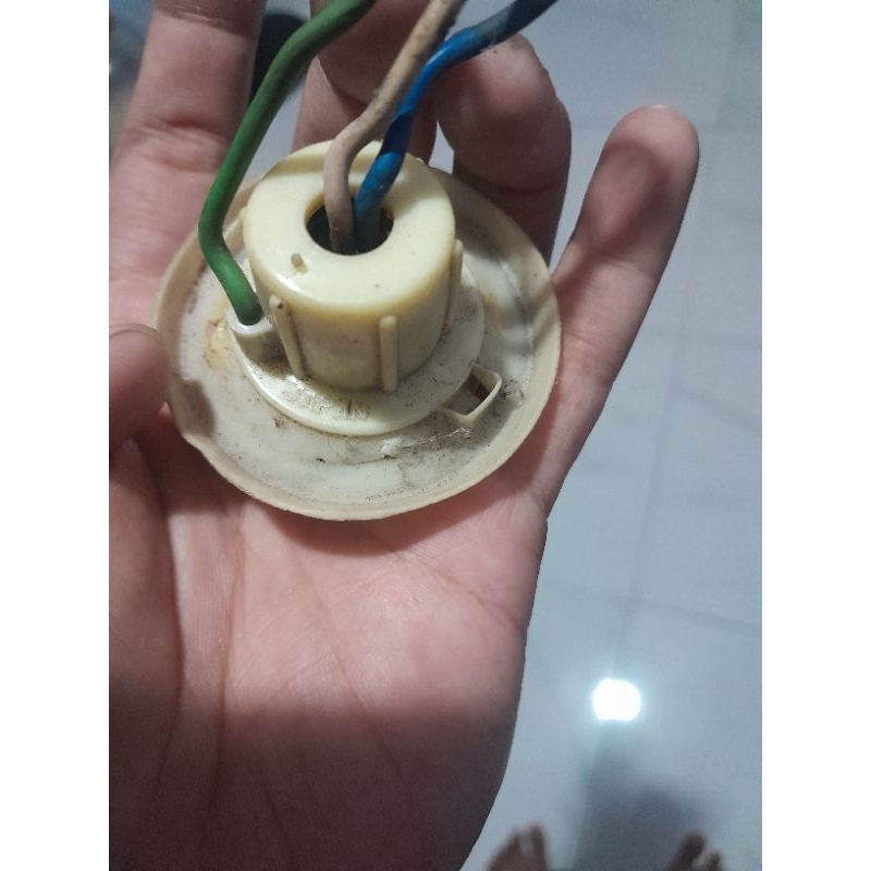 pitingan lampu depan gl max gl pro gl 100 soket lampu gl max