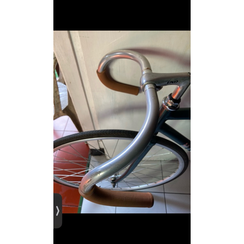 TRACKBAR NITTO NJS