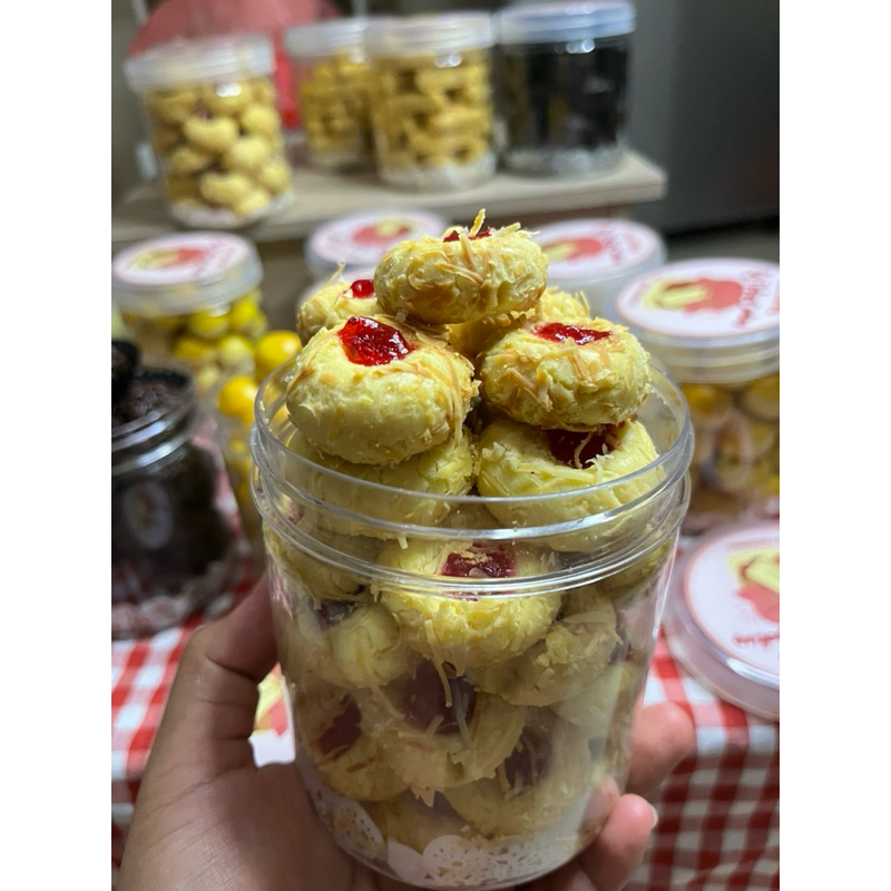 

Thumbprint strawberry cookies