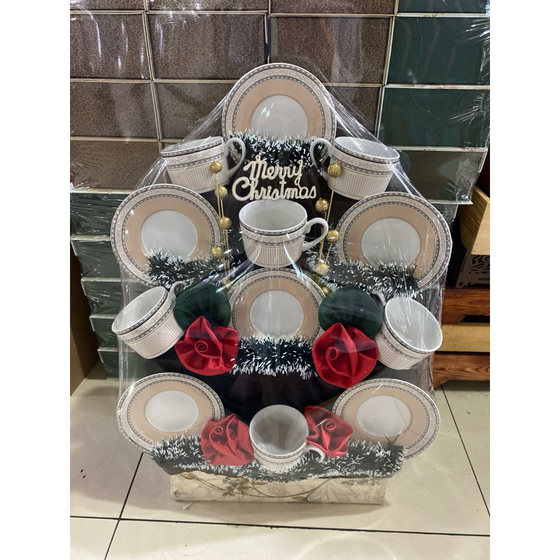 parcel  tea set/parcel cangkir/parcel piring tatakan/parcel pecah belah/parcel hampers lebaran