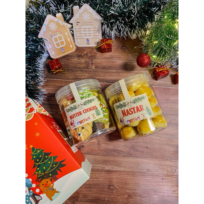 

Holly Packgae Hampers Natal || Nastar & Buttercookies satu paket dapet 2 Jar 600gr