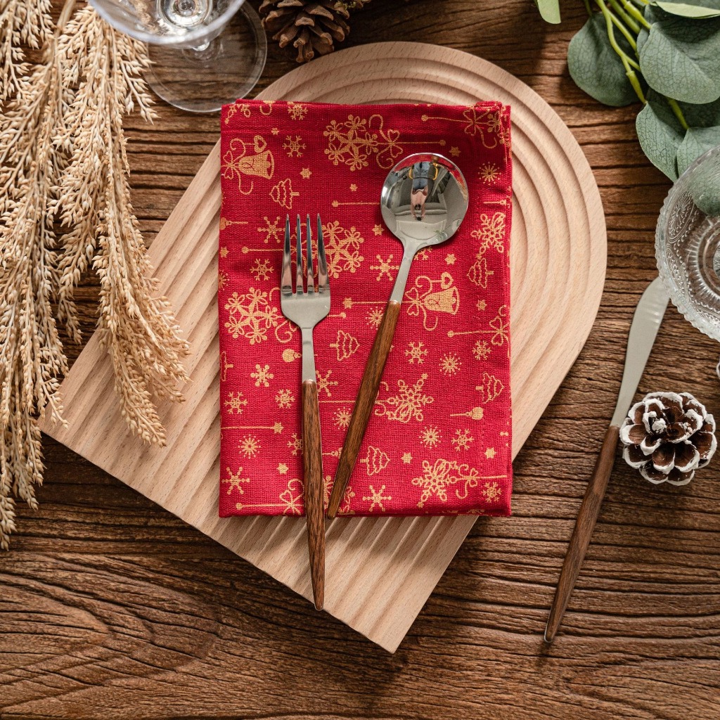 Xmas Napkin A / Kain Lap Serbet Katun Meja Makan Restoran Hotel Property Foto Natal Aesthetic Mewah
