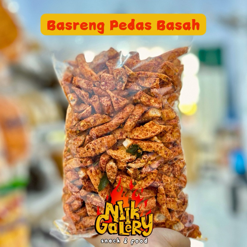 

Basreng pedas dan original daun jeruk 100gr