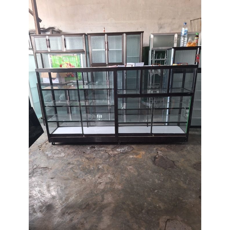 etalase beras kombinasi rokok ukuran 2 m