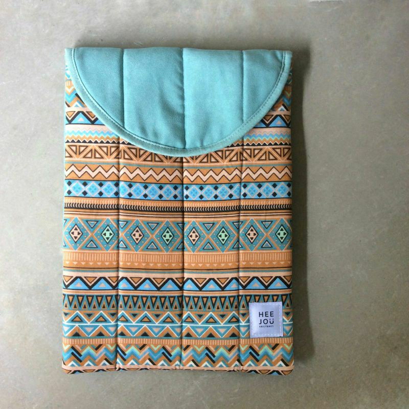 Tas laptop sleeve sarung softcase case kain batik 13 14 inch heejou
