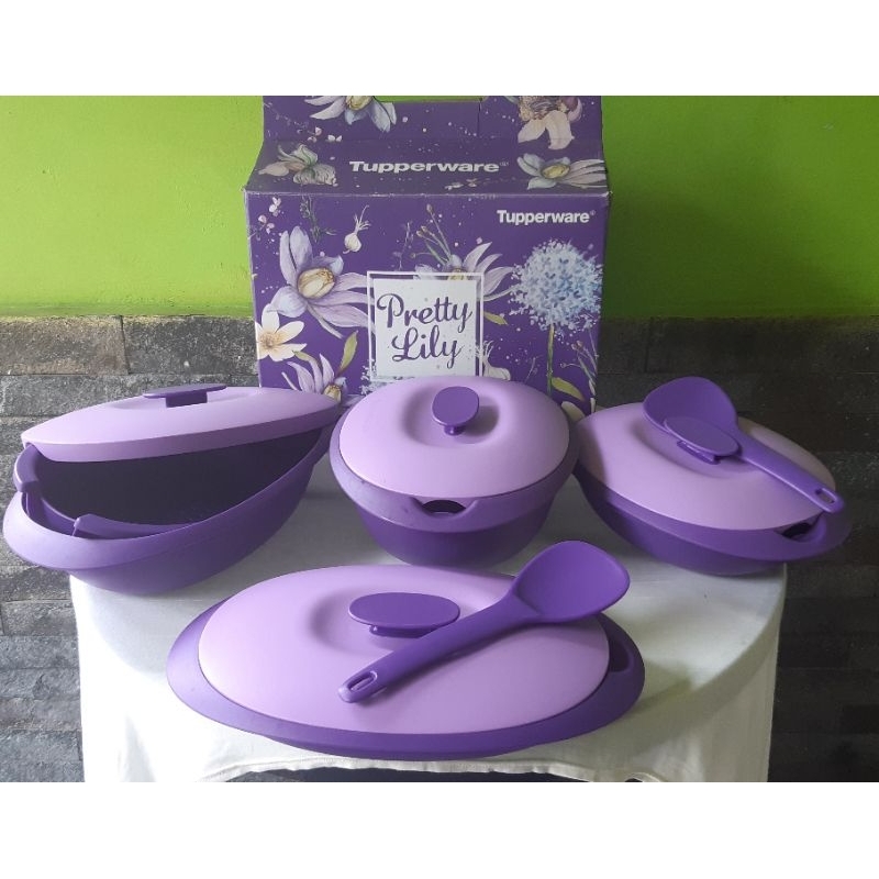 Blossom pretty lily tupperware ungu 1 set like new (PL pribadi)