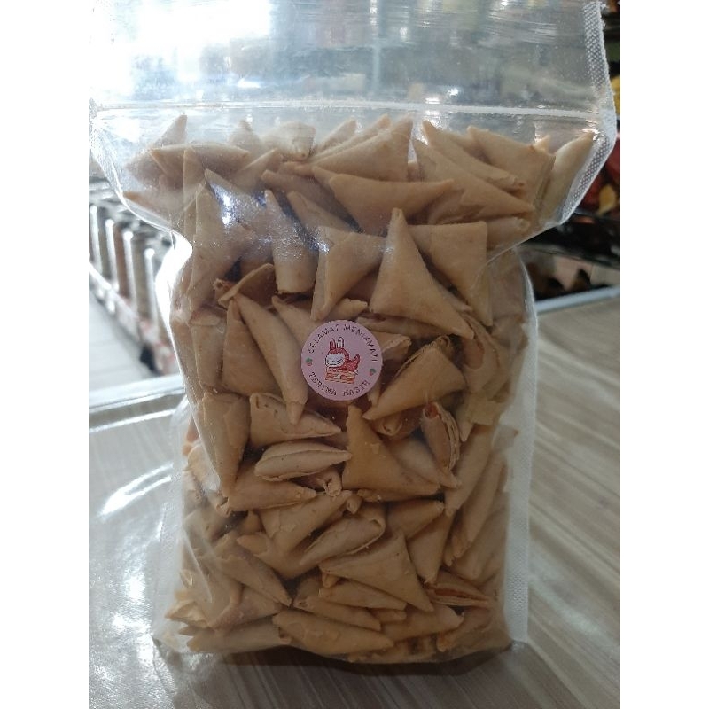 

samosa rasa abon ayam