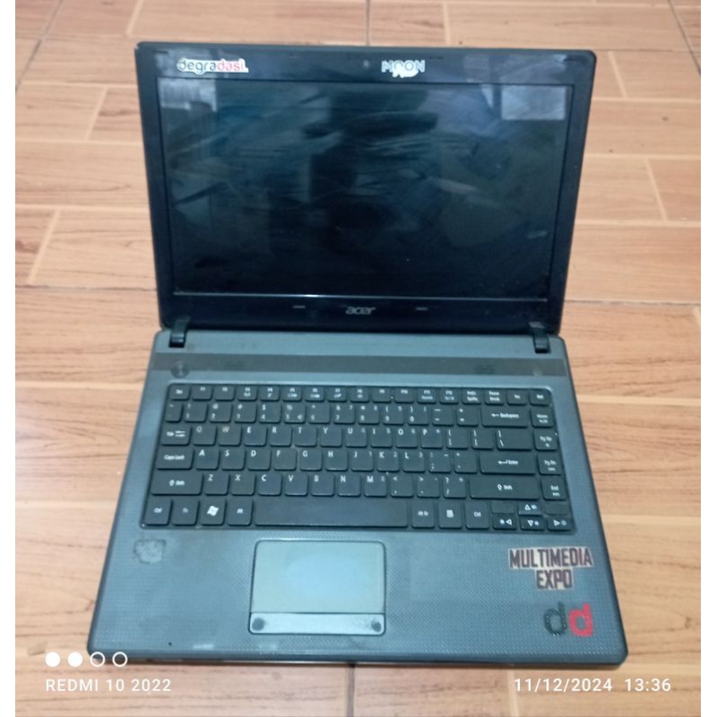 Laptop Acer Aspire 4349 Intel core i3 DDR3 kondisi matot tidak ada Hardisk, baterai & charger