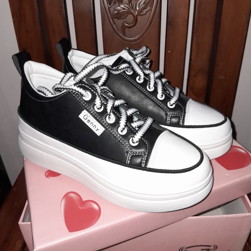 [NEW] GENNY - Sepatu Sneakers Tinggi Wedges Hitam 38