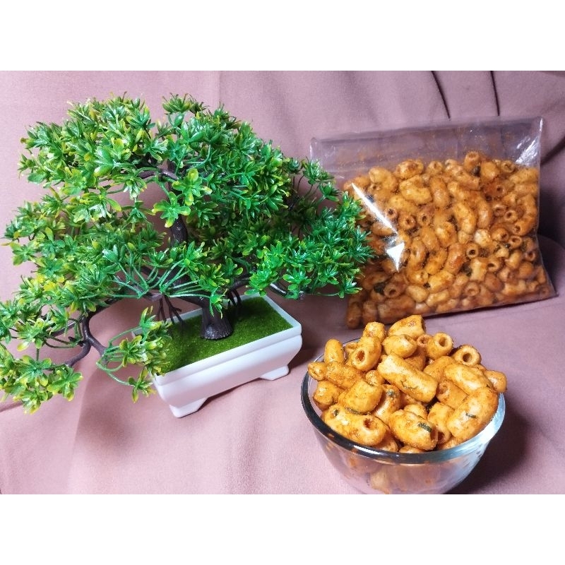 

makaroni pipa bantat pedas daun jeruk