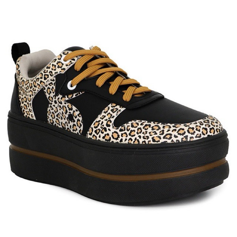 Sepatu Playboy Sneakers Wanita Romina In Black
