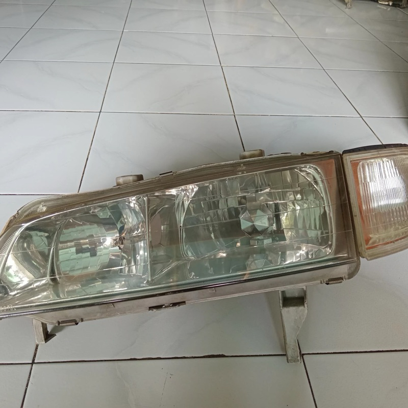 headlamp accord cielo 94-97 original