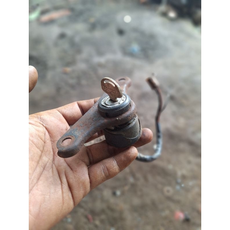 kunci kontak gp100 original