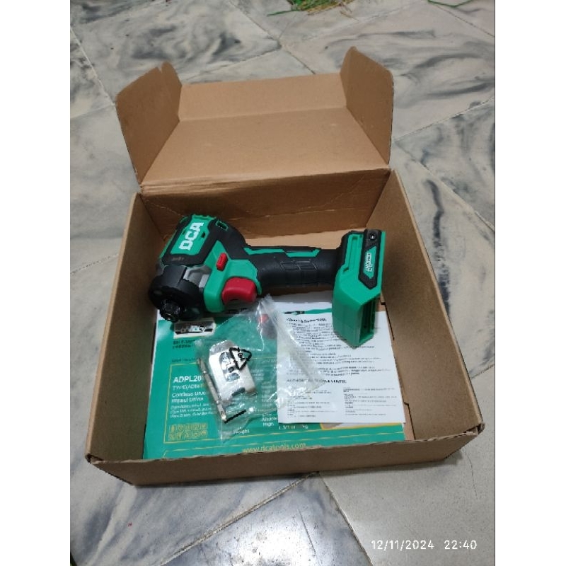 IMPACT DRIVER DCA ADPL 208Z (UNIT ONLY)