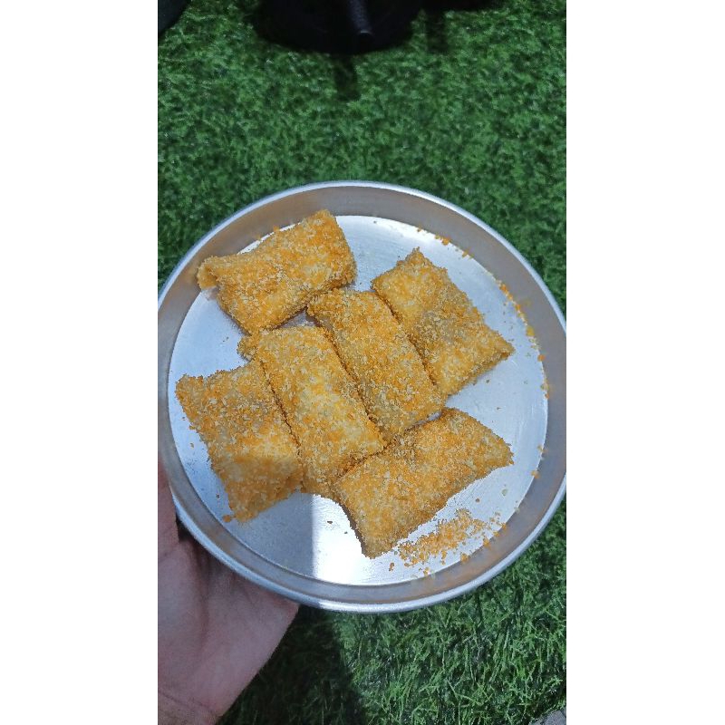 

risol mayonaise isi smoke beef dan telur