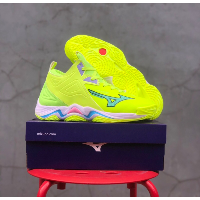 sepatu mzzno sepatu volli pria wanita hijau stabilo