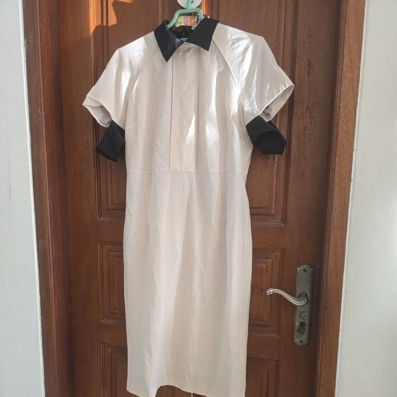 Dress panjang by Victoria Beckham