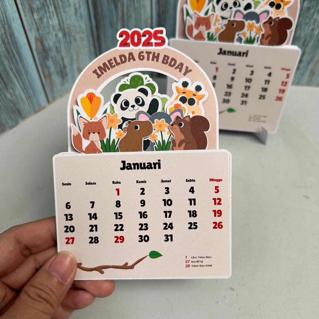 

Kalender Pop Up 3D Kalender Meja Aesthetic Kalender 2025 Sovenir Kalender Duduk Kalender KHUSUS CUSTOM