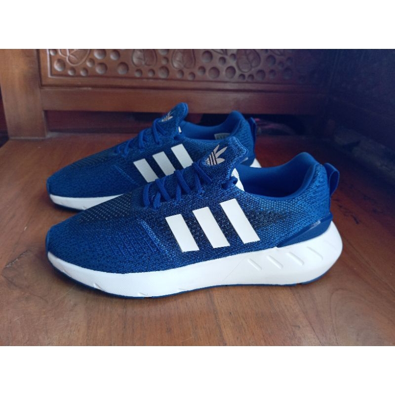 ADIDAS SWIFT RUN22 BLUE GZ3498 size 40.5