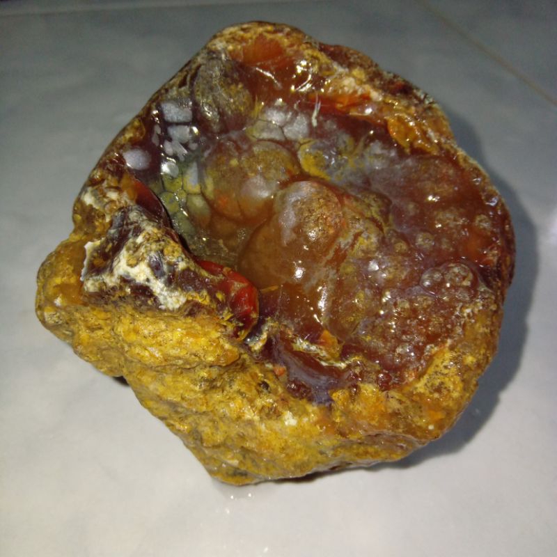 Original Batu Permata Bacan Obi Merah Redish Kristal Bentuk Unik Asli Maluku