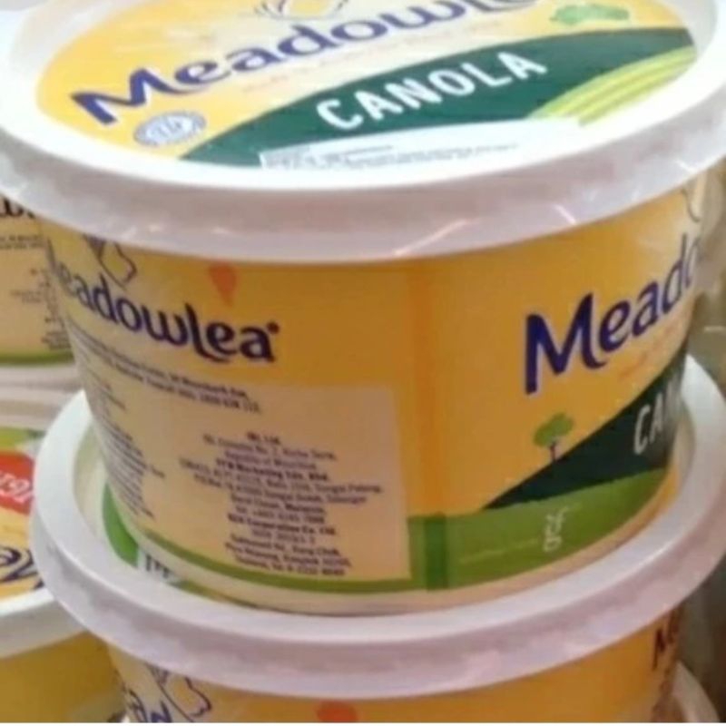 

meadowlea butter margarine canola oil 500ml