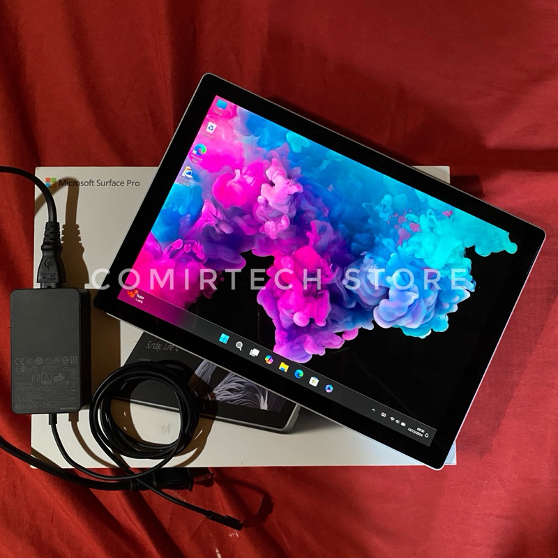 Tablet Microsoft Surface Pro Gen ke-5 LTE Windows 10 Pro