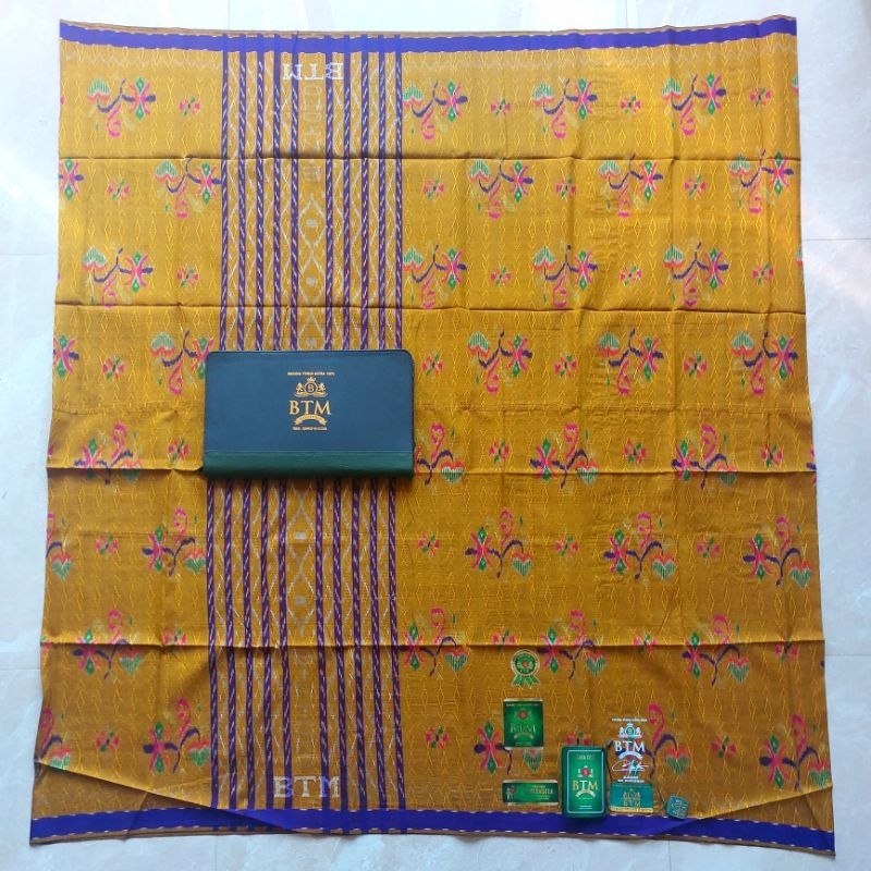 Sarung BTM Type TMC Motif Cinta (Timbul Mustamin Crepe) Limited Edition Full Sutra 100% Original