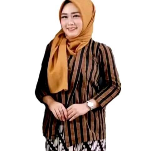 Kebaya Lurik Kutu Baru Pakaian Adat Jawa Wanita
